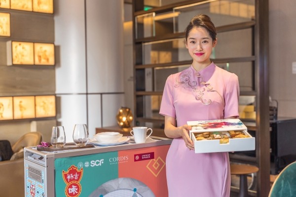 图:艺术餐车开启吉祥航空全新空中之旅 图:艺术餐车开启吉祥航空全新空中之旅